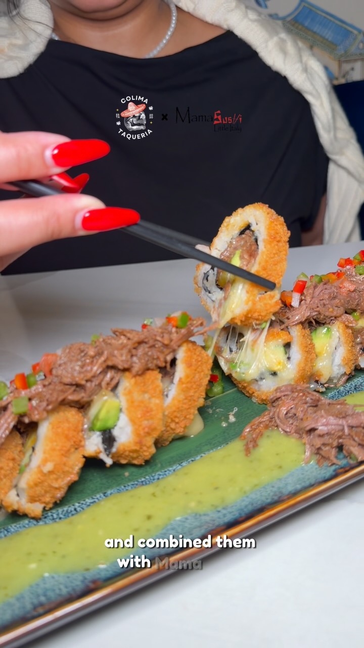 Rollos de la colaboración de birria de Colima Taquería